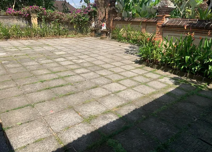 Dharma Sakti Bungalow 招待所 乌布